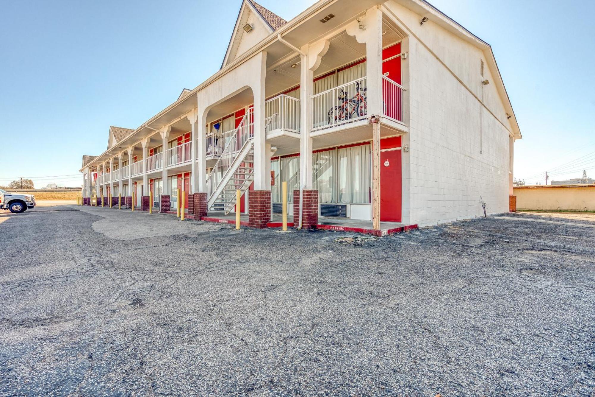 Oyo Hotel Waco University Area I-35 ภายนอก รูปภาพ