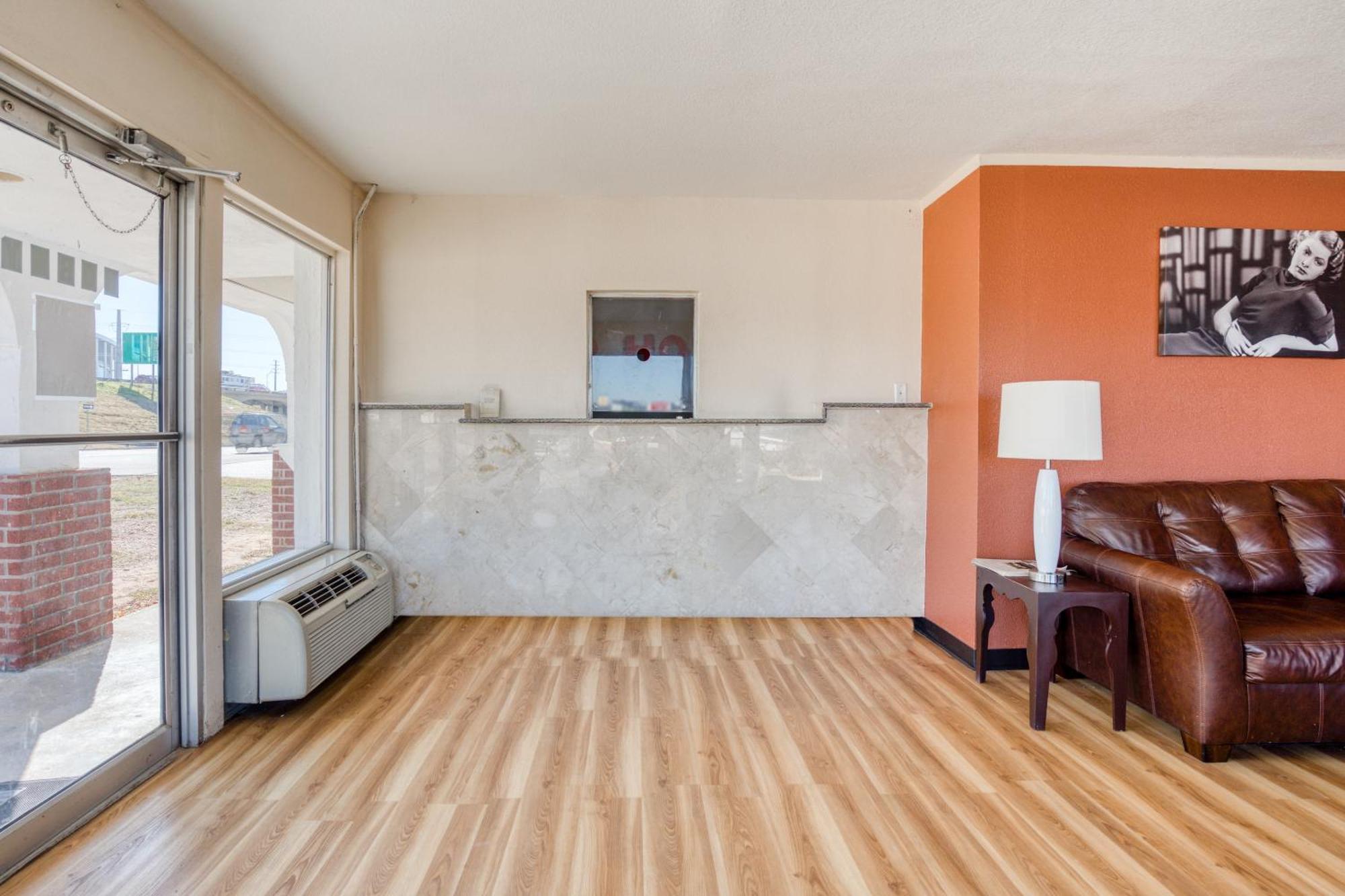 Oyo Hotel Waco University Area I-35 ภายนอก รูปภาพ