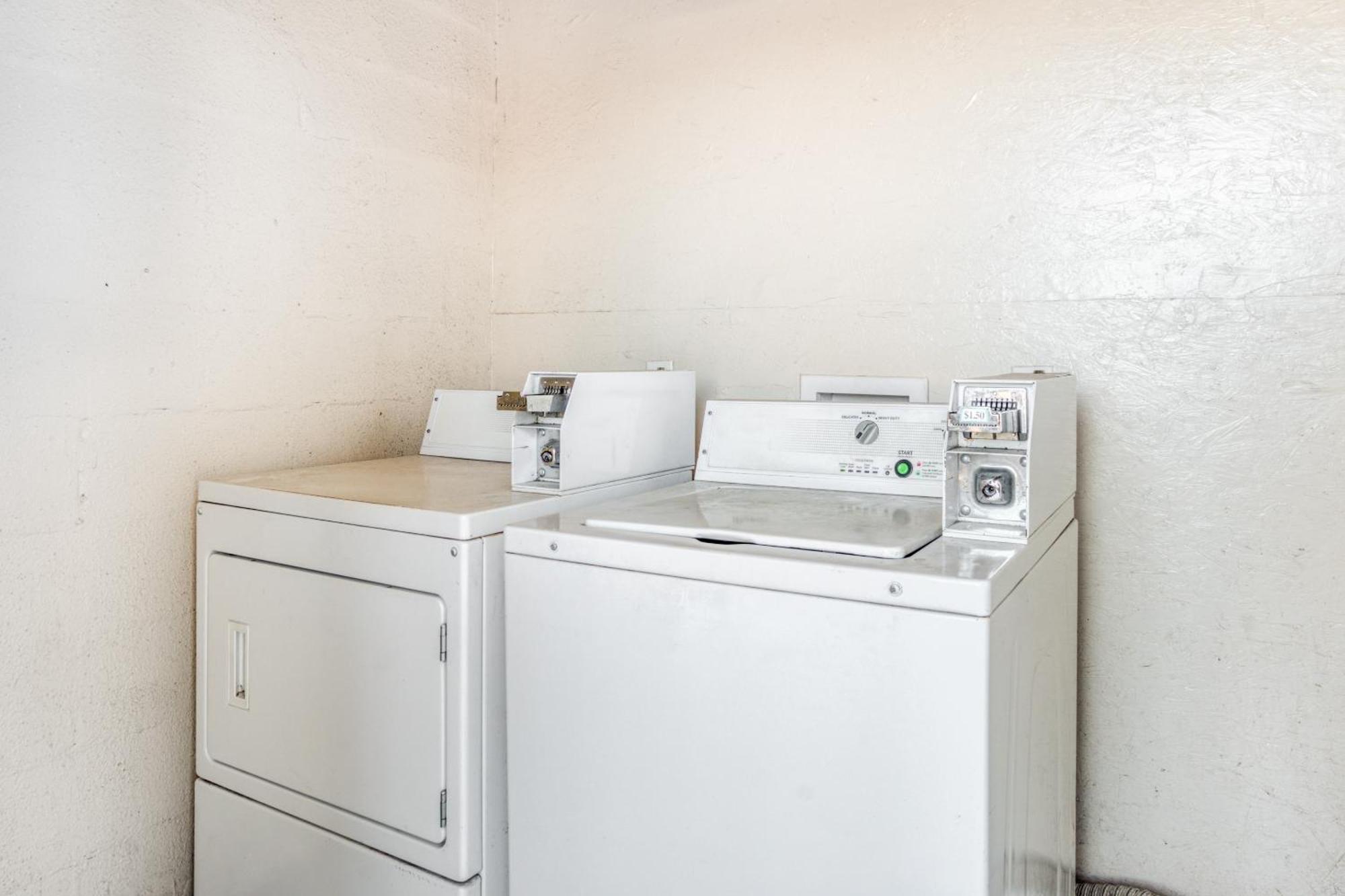 Oyo Hotel Waco University Area I-35 ภายนอก รูปภาพ